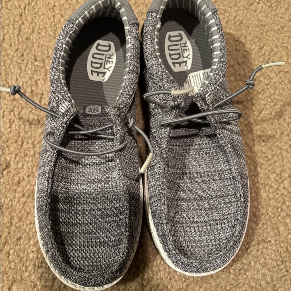 Hey Dude Boys gray Knit Loafers- size boys 5